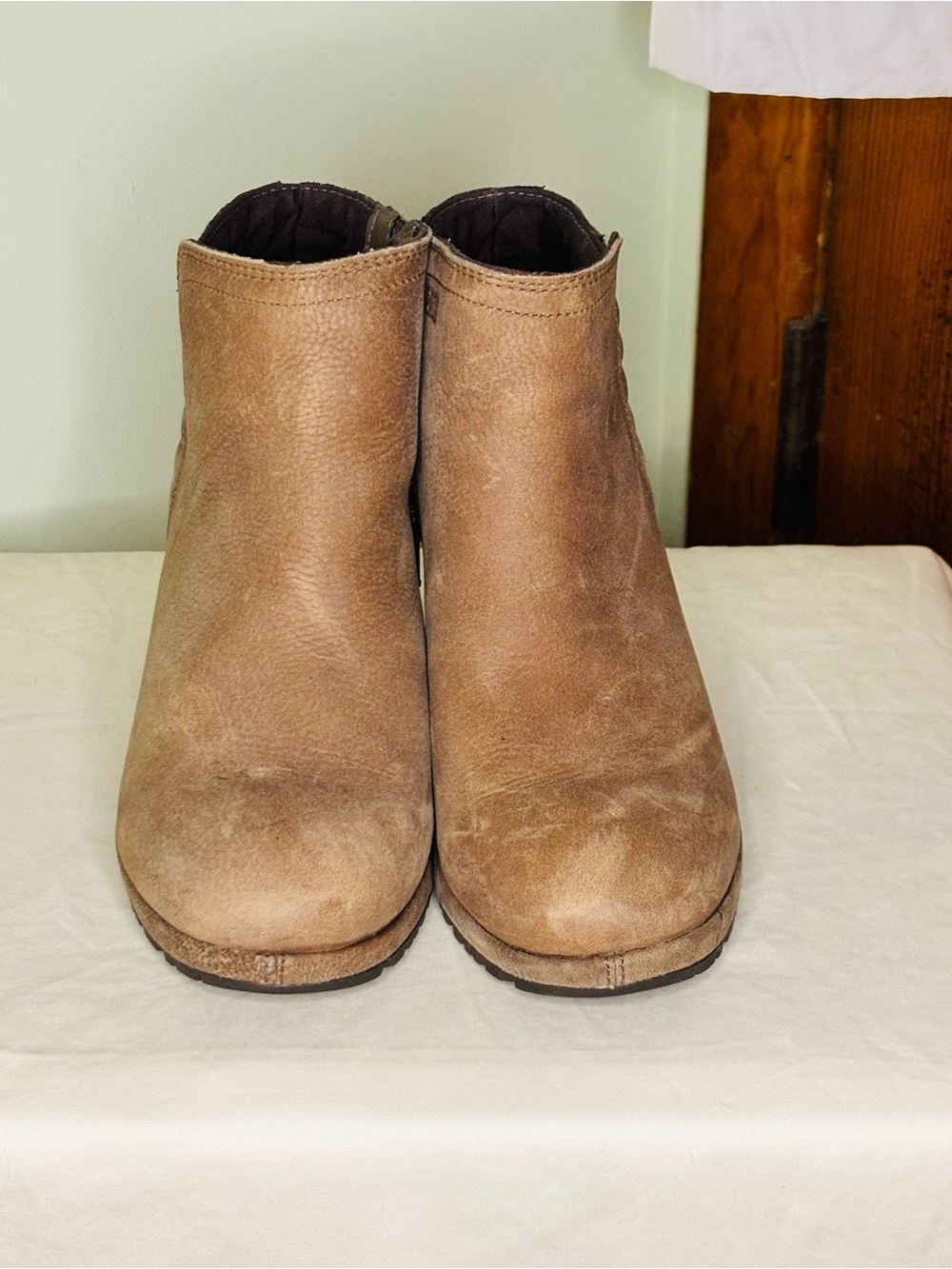 Merrell Women's Brown Ankle Wedge Booties - Stylish PERFECT for FALL 🍁